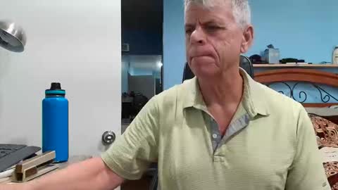 Snapshot of kent_ham chatting on 05-05-26, 11:24 kent_ham online show from 05-05-26, 11:24