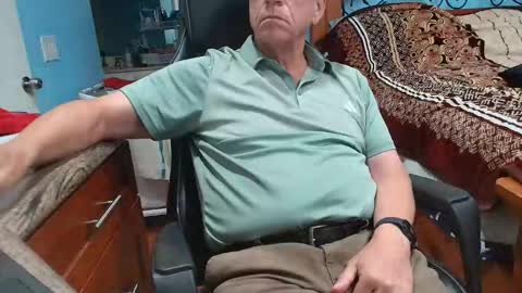 Snapshot of kent_ham chatting on 05-21-26, 11:45 kent_ham online show from 05-21-26, 11:45