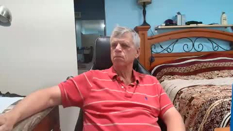 Snapshot of kent_ham chatting on 05-26-26, 09:55 kent_ham online show from 05-26-26, 09:55