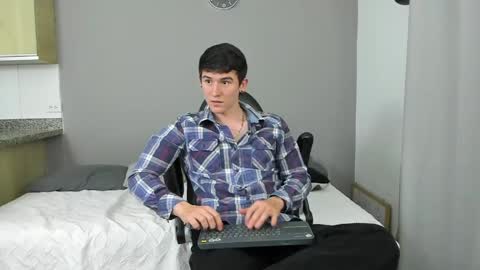 Santiago online show from 05-01-26, 05:12