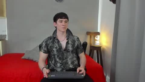 Santiago online show from 08-01-26, 03:50