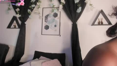 KENTHA  online show from 04-23-26, 10:36