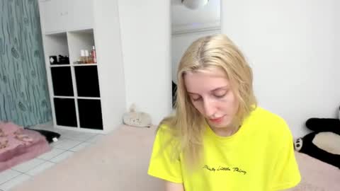 Kenzie online show from 07-19-26, 01:48