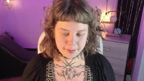 Kenzie online show from 10-29-25, 04:37