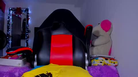 Kerlysmith24 online show from 12-03-24, 09:56