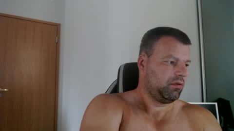 Snapshot of kert19 chatting on 07-02-26, 05:24 KerKER online show from 07-02-26, 05:24