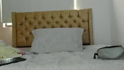 Kery Hillson online show from 09-14-25, 02:16