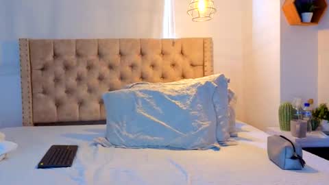 Kery Hillson online show from 03-23-26, 03:05