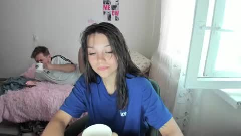 Snapshot of kesh_mne chatting on 06-15-26, 04:20 kesh_mne online show from 06-15-26, 04:20