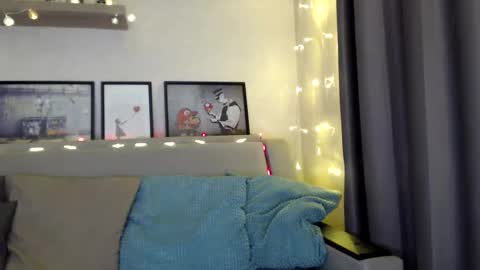 kessiecage online show from 12-22-24, 08:03