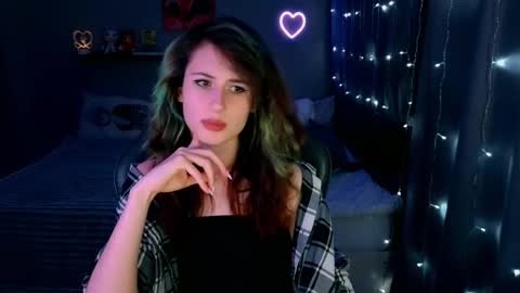 Snapshot of keti_moon chatting on 02-09-26, 06:34 Keti 3 online show from 02-09-26, 06:34