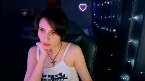 Snapshot of keti_moon chatting on 02-23-26, 05:43 Keti 3 online show from 02-23-26, 05:43