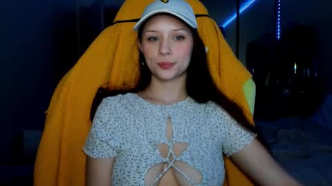 Snapshot of ketlinrous chatting on 02-03-26, 02:44 ketlinrous online show from 02-03-26, 02:44