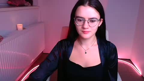 Snapshot of ketrin_pirsss chatting on 12-07-24, 01:25 Ketrin online show from 12-07-24, 01:25