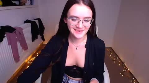 Snapshot of ketrin_pirsss chatting on 01-30-25, 02:38 Ketrin online show from 01-30-25, 02:38