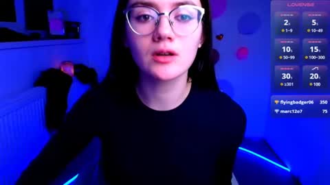 Snapshot of ketrin_pirsss chatting on 03-05-25, 10:11 Ketrin online show from 03-05-25, 10:11