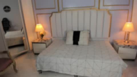 Kety online show from 10-28-25, 07:27