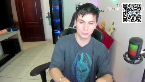 Snapshot of kevin873s chatting on 07-24-26, 11:25 Kevin online show from 07-24-26, 11:25