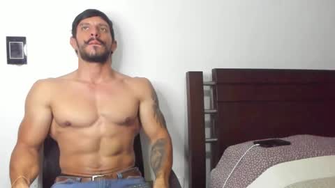 Snapshot of kevin_malone22 chatting on 11-11-25, 03:06 kevin_malone22 online show from 11-11-25, 03:06