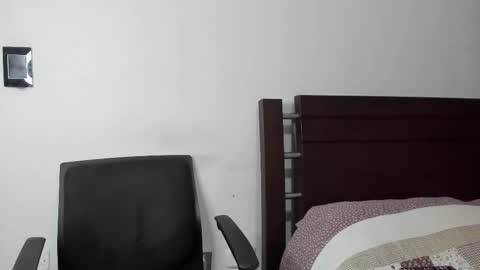 Snapshot of kevin_malone22 chatting on 12-02-25, 07:31 kevin_malone22 online show from 12-02-25, 07:31