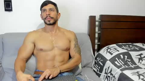 kevin_malone22 online show from 06-11-26, 02:11