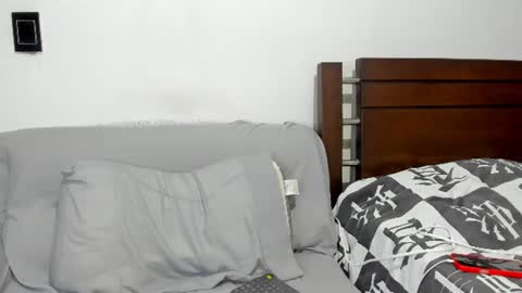 kevin_malone22 online show from 06-14-26, 03:52