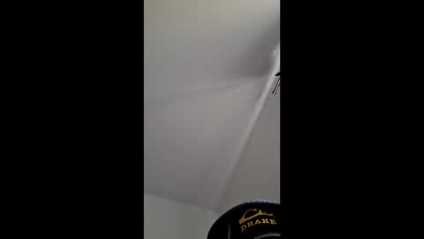 Snapshot of kevinj6969 chatting on 12-04-25, 08:28 kevinj6969 online show from 12-04-25, 08:28