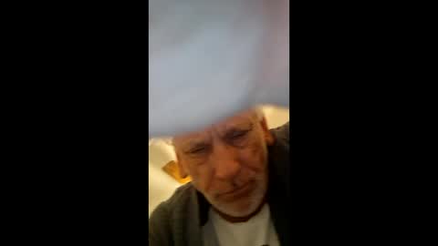 Snapshot of kevinj6969 chatting on 12-16-25, 04:28 kevinj6969 online show from 12-16-25, 04:28