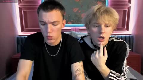 Snapshot of kevinm1lky chatting on 11-08-25, 08:07 Kevin online show from 11-08-25, 08:07