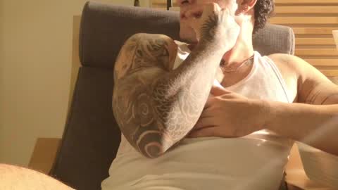 Kevin online show from 04-11-26, 11:42