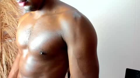 Snapshot of kevinxblack chatting on 02-11-25, 01:20 sebastian online show from 02-11-25, 01:20