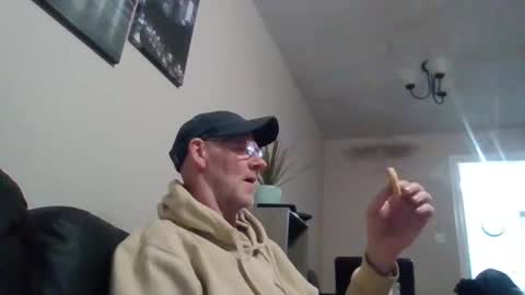 kevlooking4sez online show from 02-22-25, 07:36