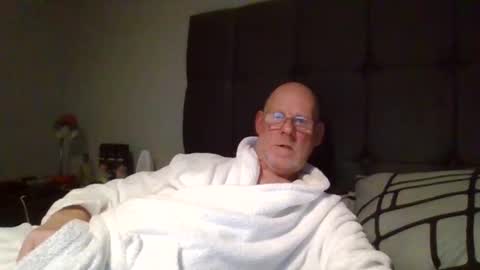 kevlooking4sez online show from 02-27-25, 11:48