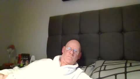 kevlooking4sez online show from 03-06-25, 01:16