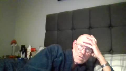 kevlooking4sez online show from 11-14-25, 12:09