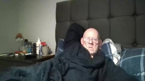 Snapshot of kevlooking4sez chatting on 02-07-26, 11:30 kevlooking4sez online show from 02-07-26, 11:30