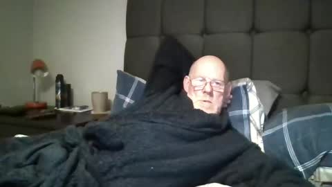 Snapshot of kevlooking4sez chatting on 02-27-26, 01:49 kevlooking4sez online show from 02-27-26, 01:49