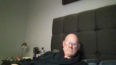 Snapshot of kevlooking4sez chatting on 05-20-26, 11:22 kevlooking4sez online show from 05-20-26, 11:22