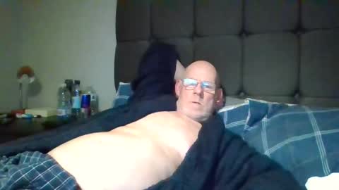 Snapshot of kevlooking4sez chatting on 05-31-26, 02:09 kevlooking4sez online show from 05-31-26, 02:09