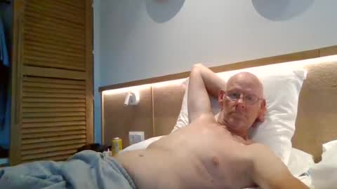 kevlooking4sez online show from 08-01-26, 01:54