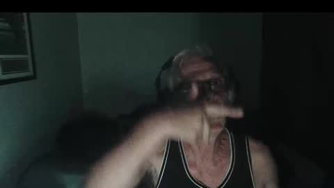 Snapshot of kevwestunder9696 chatting on 10-16-25, 11:00 kevwestunder9696 online show from 10-16-25, 11:00