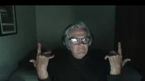 Snapshot of kevwestunder9696 chatting on 10-18-25, 10:38 kevwestunder9696 online show from 10-18-25, 10:38