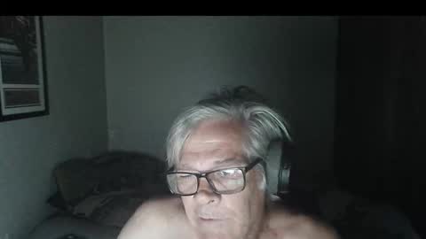 Snapshot of kevwestunder9696 chatting on 11-10-25, 10:58 kevwestunder9696 online show from 11-10-25, 10:58