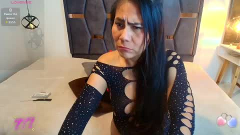 Snapshot of keyla_brunette_ chatting on 05-31-26, 12:30 KEYLA BRUNETTE online show from 05-31-26, 12:30