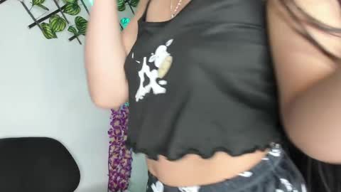 keyla meow2002 online show from 02-11-25, 12:37