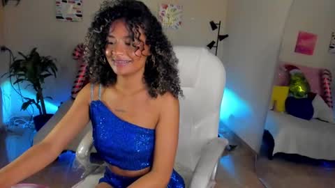 Snapshot of keyla_roberts_ chatting on 12-26-24, 11:46 Adhara. Help me reach 100 likes online show from 12-26-24, 11:46