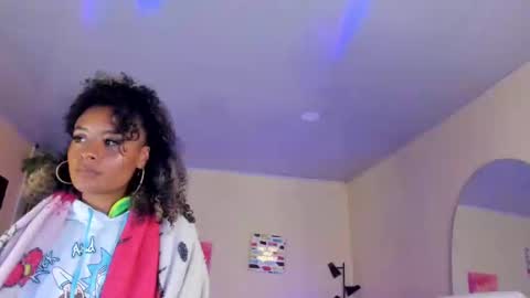 Snapshot of keyla_roberts_ chatting on 01-06-25, 09:52 Adhara. Help me reach 100 likes online show from 01-06-25, 09:52