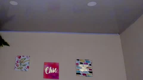 Snapshot of keyla_roberts_ chatting on 03-01-25, 05:20 Adhara. Help me reach 100 likes online show from 03-01-25, 05:20