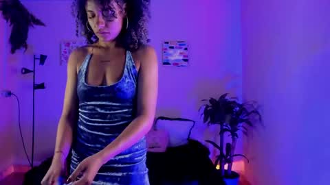 Snapshot of keyla_roberts_ chatting on 03-02-25, 01:05 Adhara. Help me reach 100 likes online show from 03-02-25, 01:05