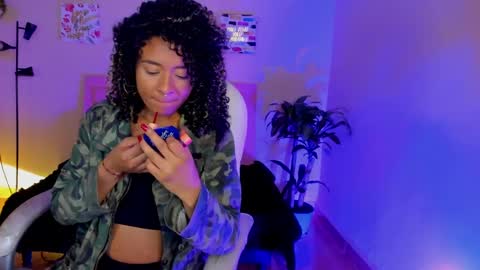 Snapshot of keyla_roberts_ chatting on 03-03-25, 09:15 Adhara. Help me reach 100 likes online show from 03-03-25, 09:15